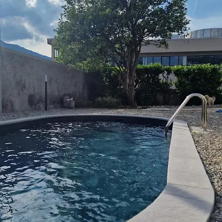 Terrace Διαμέρισμα Mandello del Lario